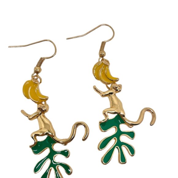⭐️❤️ FREE Monkey Banana Animal Fruit Leaf Boho Peasant Tropical Hipster Earrings - Picture 1 of 7